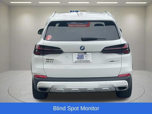 Used 2025 BMW X5 xDrive50e AWD/4WD image 8