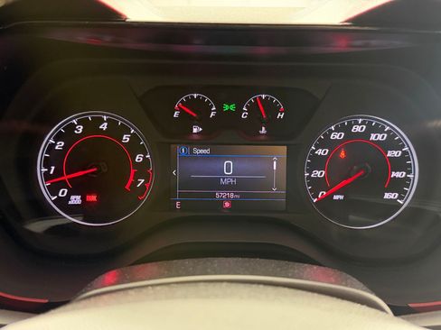 Used 2022 Chevrolet Camaro LT RWD image 18
