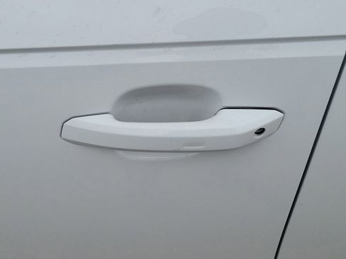 Used 2017 Audi A4 2.0T Premium image 11