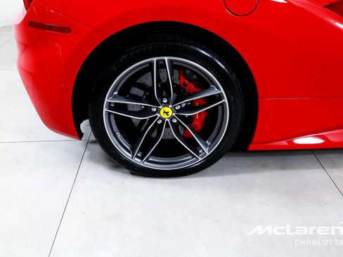 Used 2019 Ferrari 488 Spider RWD image 28