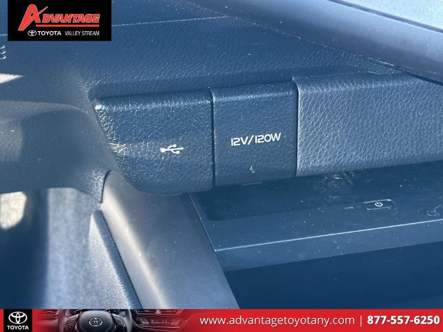 Used 2023 Toyota Camry SE w/ Audio Upgrade Package FWD image 34