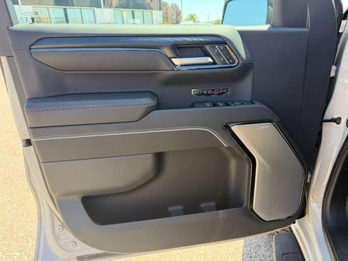 Used 2026 GMC Sierra 1500 AT4X AWD/4WD image 9