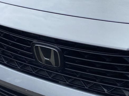 Used 2023 Honda Accord EX image 25