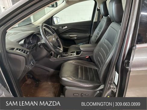 Used 2018 Ford Escape SEL w/ Ford Safe & Smart Package image 3