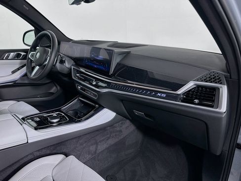Certified 2024 BMW X5 sDrive40i w/ M Sport Package RWD image 30
