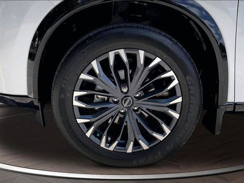 Certified 2026 Nissan Rogue Platinum w/ Platinum Premium Package AWD/4WD image 9