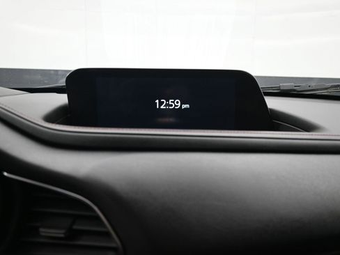 Used 2024 MAZDA CX-30 AWD 2.5 S w/ Preferred Package image 16