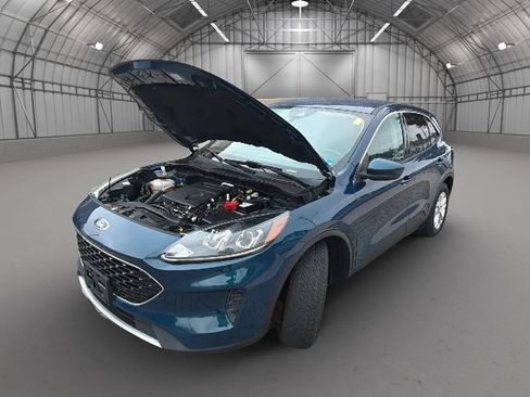 Used 2020 Ford Escape SE FWD image 9