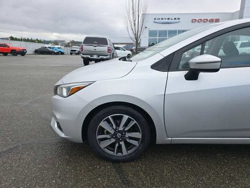 Used 2021 Nissan Versa SV image 18