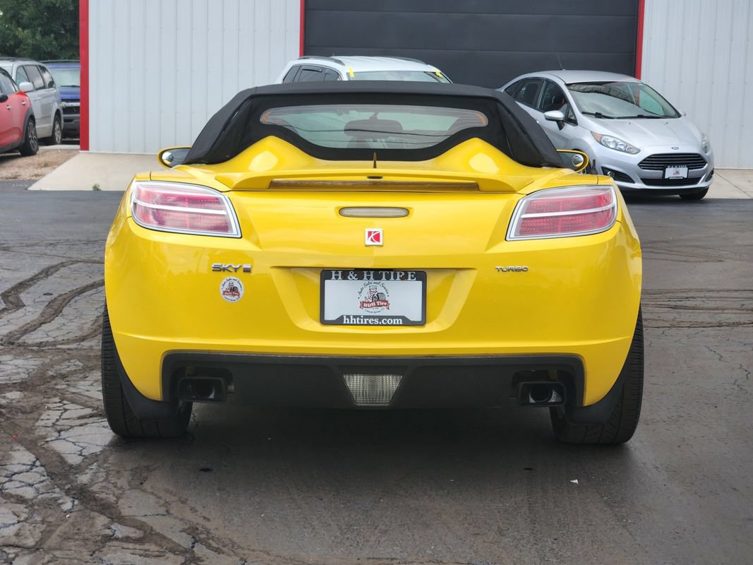 Used 2008 Saturn Sky Red Line RWD image 10