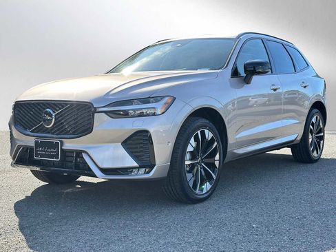 New 2026 Volvo XC60 B5 Plus w/ Protection Package Premier image 7