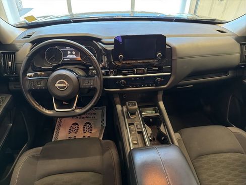 Used 2023 Nissan Pathfinder SV FWD image 19