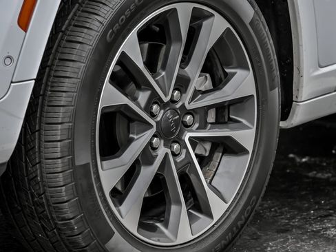 Used 2021 Jeep Grand Cherokee L Overland w/ Luxury Tech Group IV image 4