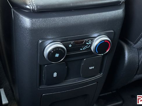 Used 2024 Ford Explorer XLT w/ Equipment Group 202A image 15