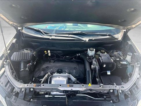 Used 2019 Chevrolet Equinox LT FWD image 11