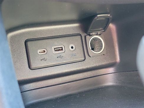 Used 2019 Chevrolet Equinox LT image 28