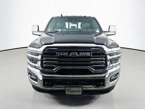 New 2026 RAM 2500 Laramie AWD/4WD image 2