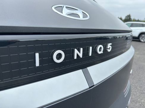 Used 2023 Hyundai Ioniq 5 SEL AWD/4WD image 34