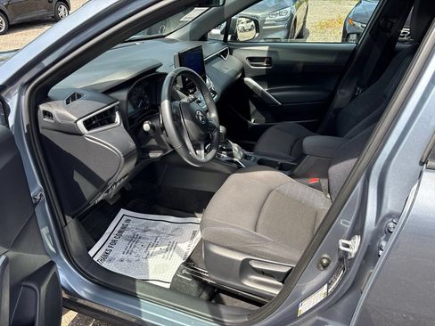 Used 2024 Toyota Corolla Cross AWD Hybrid image 21