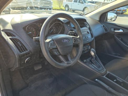 Used 2018 Ford Focus SE image 10