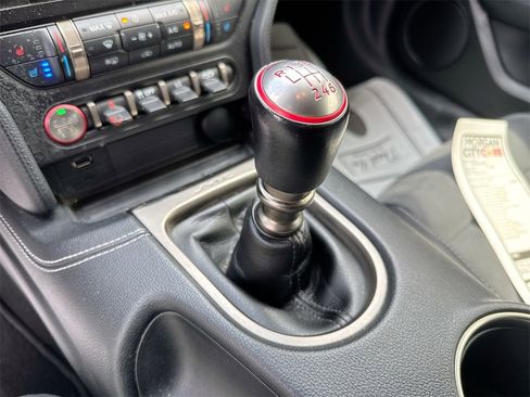 Used 2020 Ford Mustang Shelby GT350 w/ Technology Package image 23