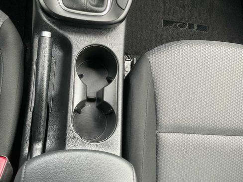 Used 2025 Kia Soul LX image 23