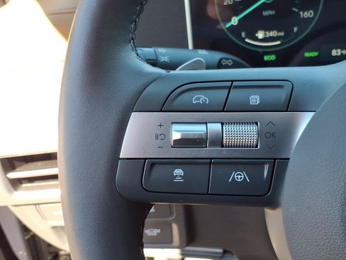 Certified 2025 Hyundai Sonata Limited FWD image 25