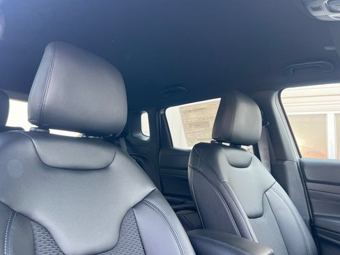 New 2026 Jeep Compass Latitude AWD/4WD image 16