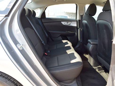 Used 2023 Kia Forte LXS FWD image 22