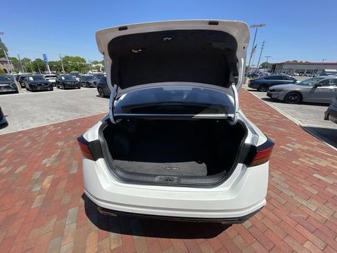 Used 2024 Nissan Altima 2.5 SR FWD image 31