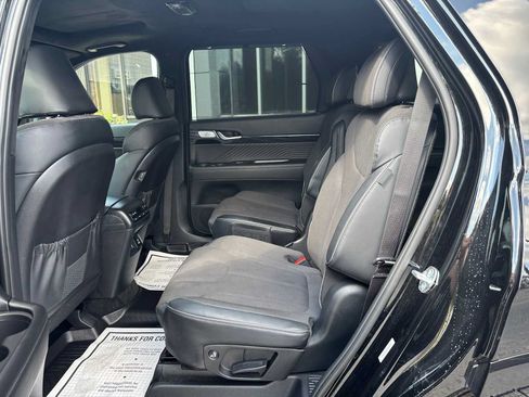 Used 2025 Hyundai Palisade Calligraphy AWD/4WD image 16