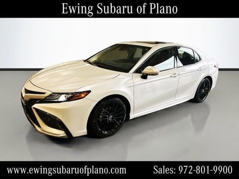 Used 2023 Toyota Camry XSE w/ Cold Weather Package FWD image 3