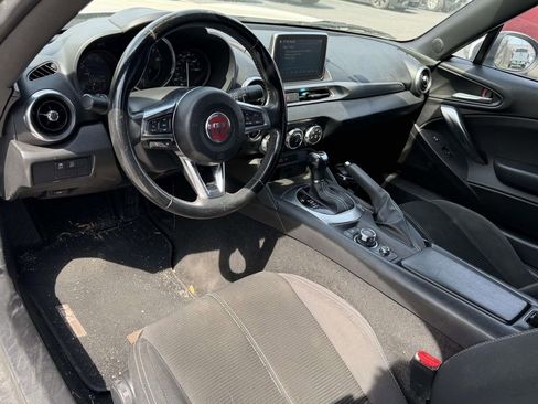 Used 2017 FIAT 124 Spider Classica image 8