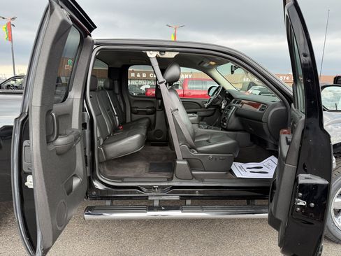 Used 2013 GMC Sierra 1500 SLT AWD/4WD image 25