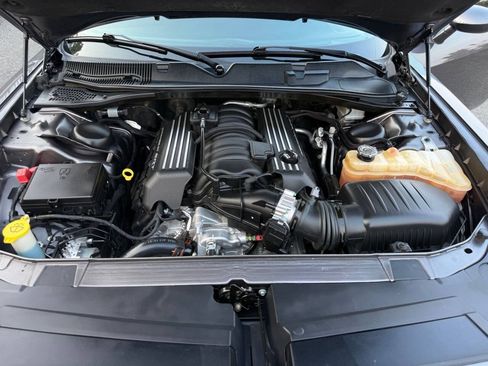 Used 2018 Dodge Challenger R/T Scat Pack RWD image 15
