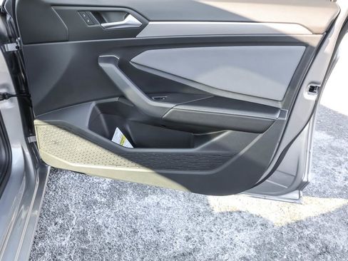 New 2026 Volkswagen Jetta SE FWD image 44