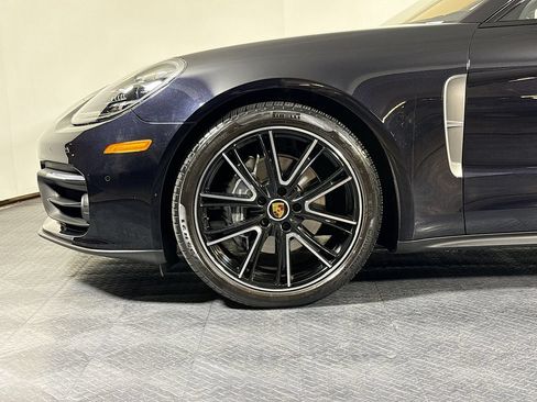 Certified 2022 Porsche Panamera Platinum Edition RWD image 29