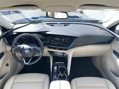 Used 2023 Buick Envision Essence image 19