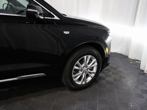 New 2025 Cadillac XT6 Luxury image 12