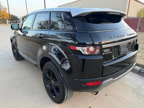Used 2013 Land Rover Range Rover Evoque Pure Plus w/ Pure Plus Pkg image 4