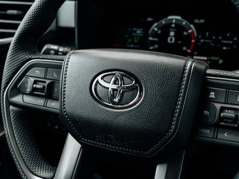 Used 2026 Toyota Sequoia Limited AWD/4WD image 28