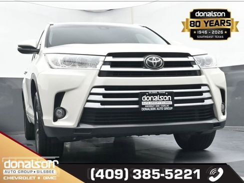 Used 2018 Toyota Highlander XLE image 17