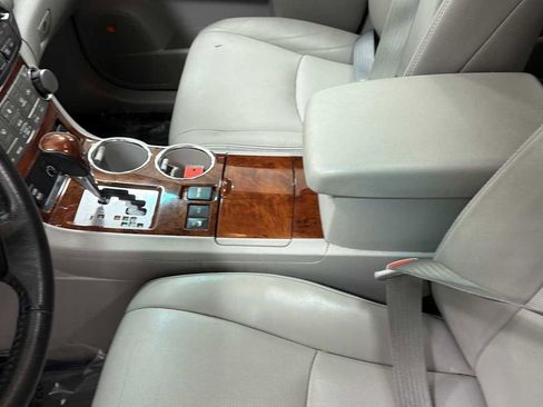Used 2012 Toyota Highlander Limited w/ Tow Pkg image 23
