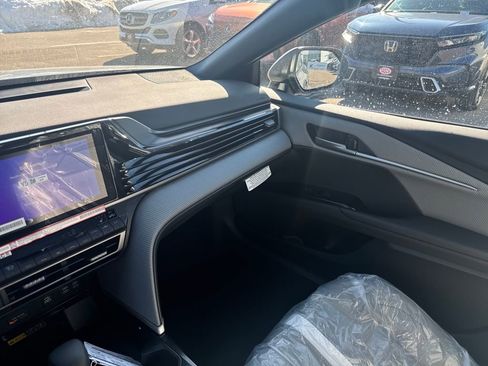 New 2026 Toyota Camry SE image 29