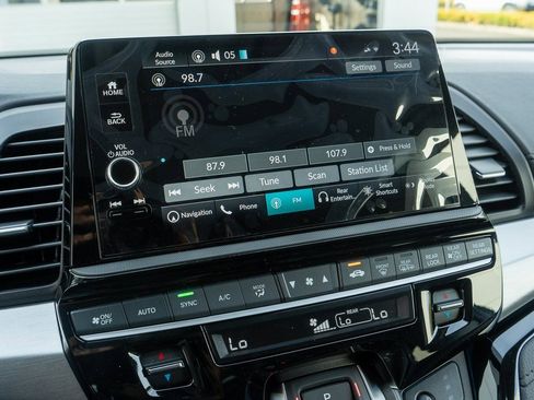 New 2026 Honda Odyssey Touring image 31