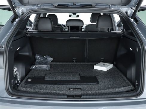 New 2026 Volkswagen Atlas Cross Sport SE image 29