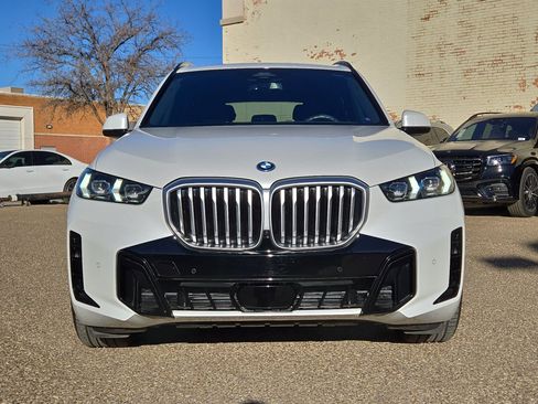 Used 2026 BMW X5 xDrive50e w/ M Sport Package image 10