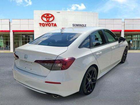 Used 2025 Honda Civic Sport image 3