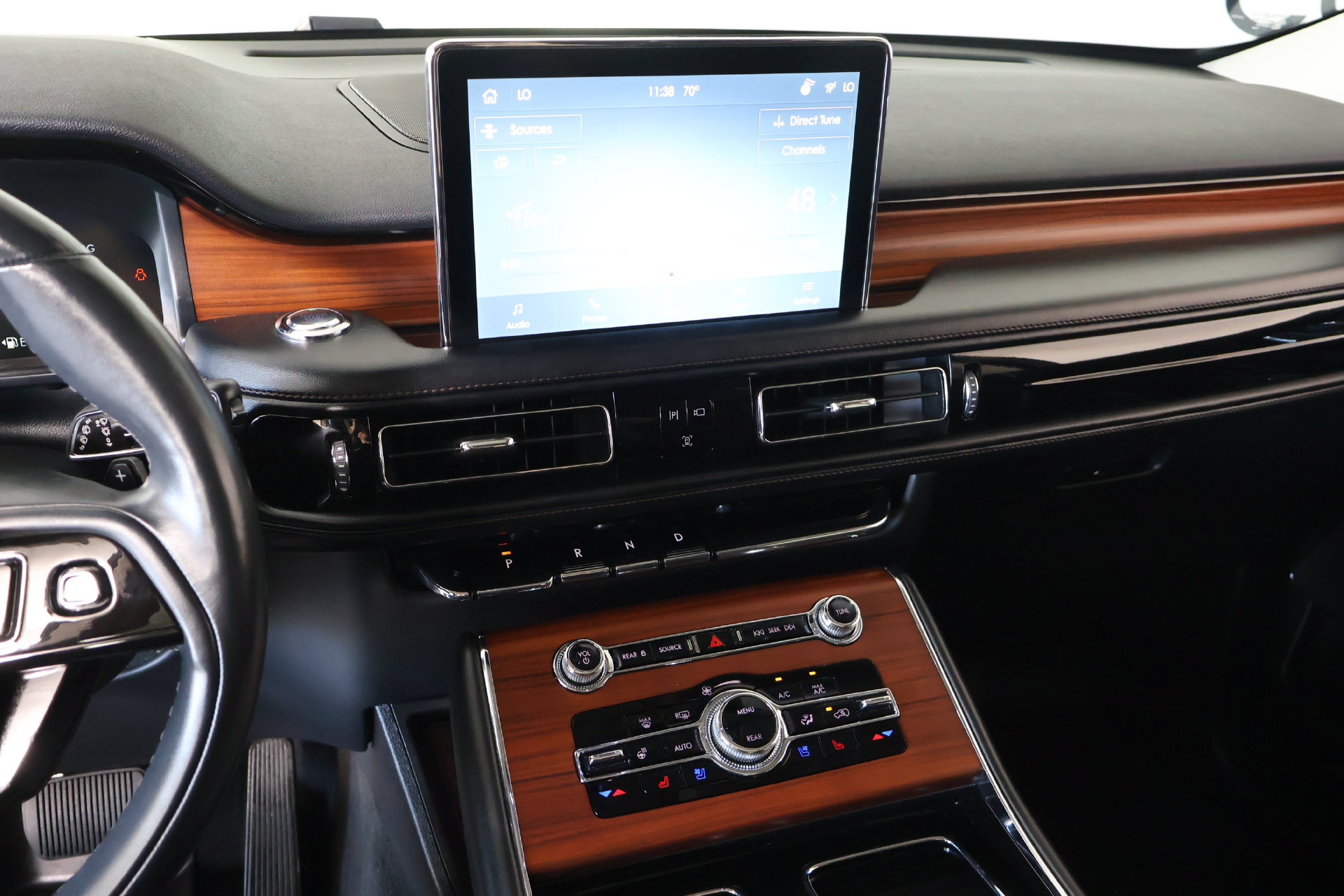 Used 2023 Lincoln Aviator Reserve w/ Equipment Group 201A RWD image 5
