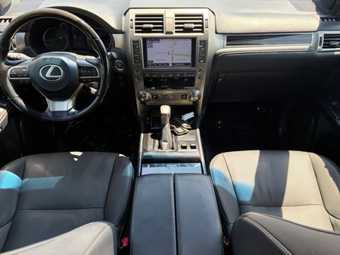 Used 2020 Lexus GX 460 Premium AWD/4WD image 24